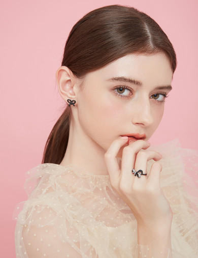 戒指• 蝴蝶結系列 Bow Knot Ring 立體蝴蝶結戒指