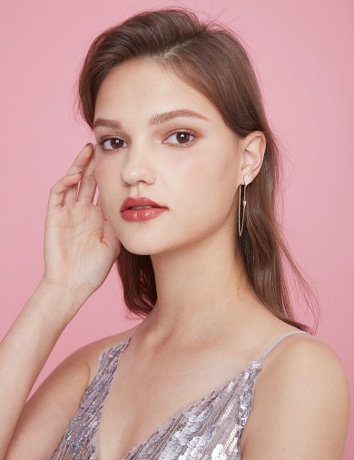 耳環• 情人節系列 Naughty Cubid Earrings愛心不對稱長墜耳環