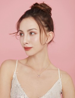 項鏈• 聖誕系列 Christmas Collection 聖誕花環項鏈